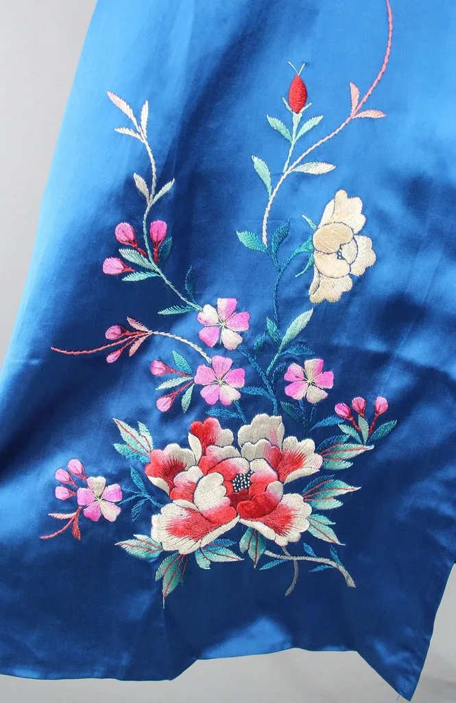 1950s Vintage Royal Blue Satin Embroidered Robe