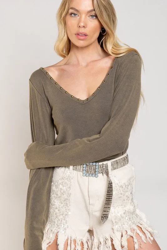 Bohemian POL Studded Ribbed V-Neck Top