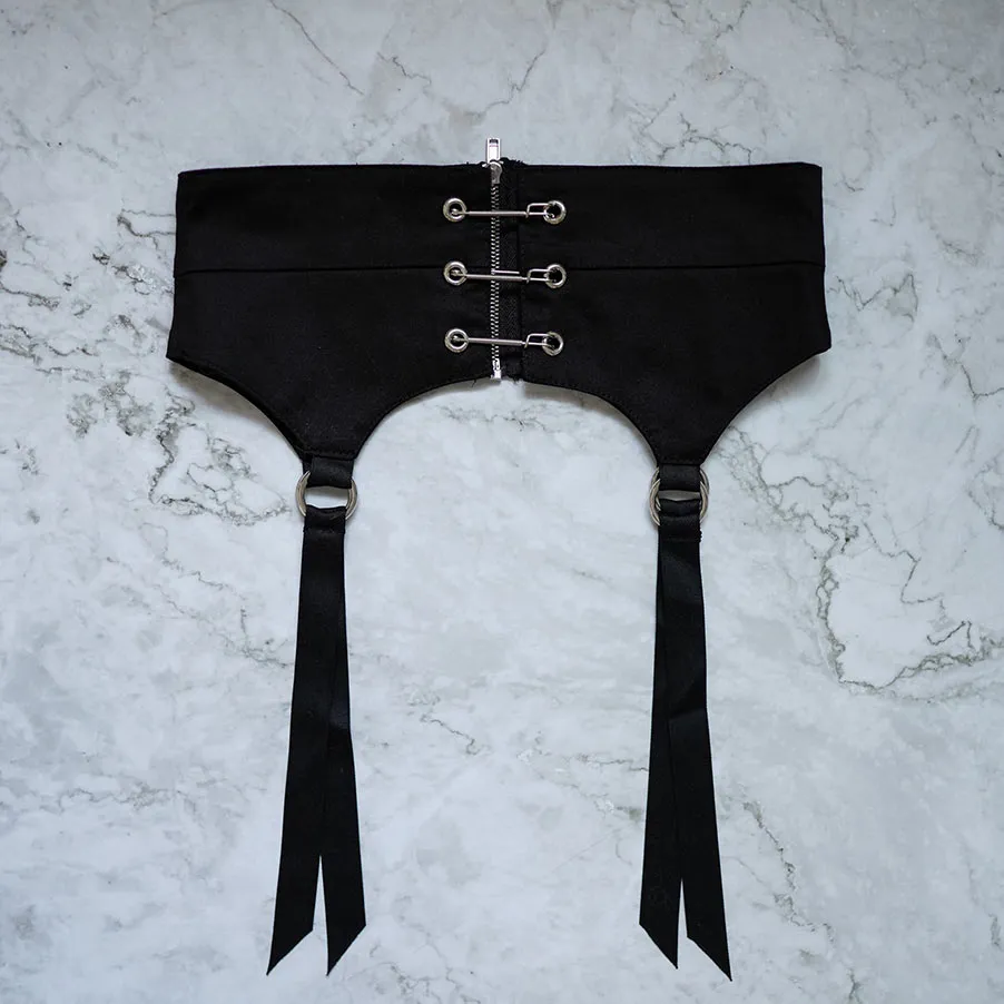 Bonbon Pin Detail Corset Belt