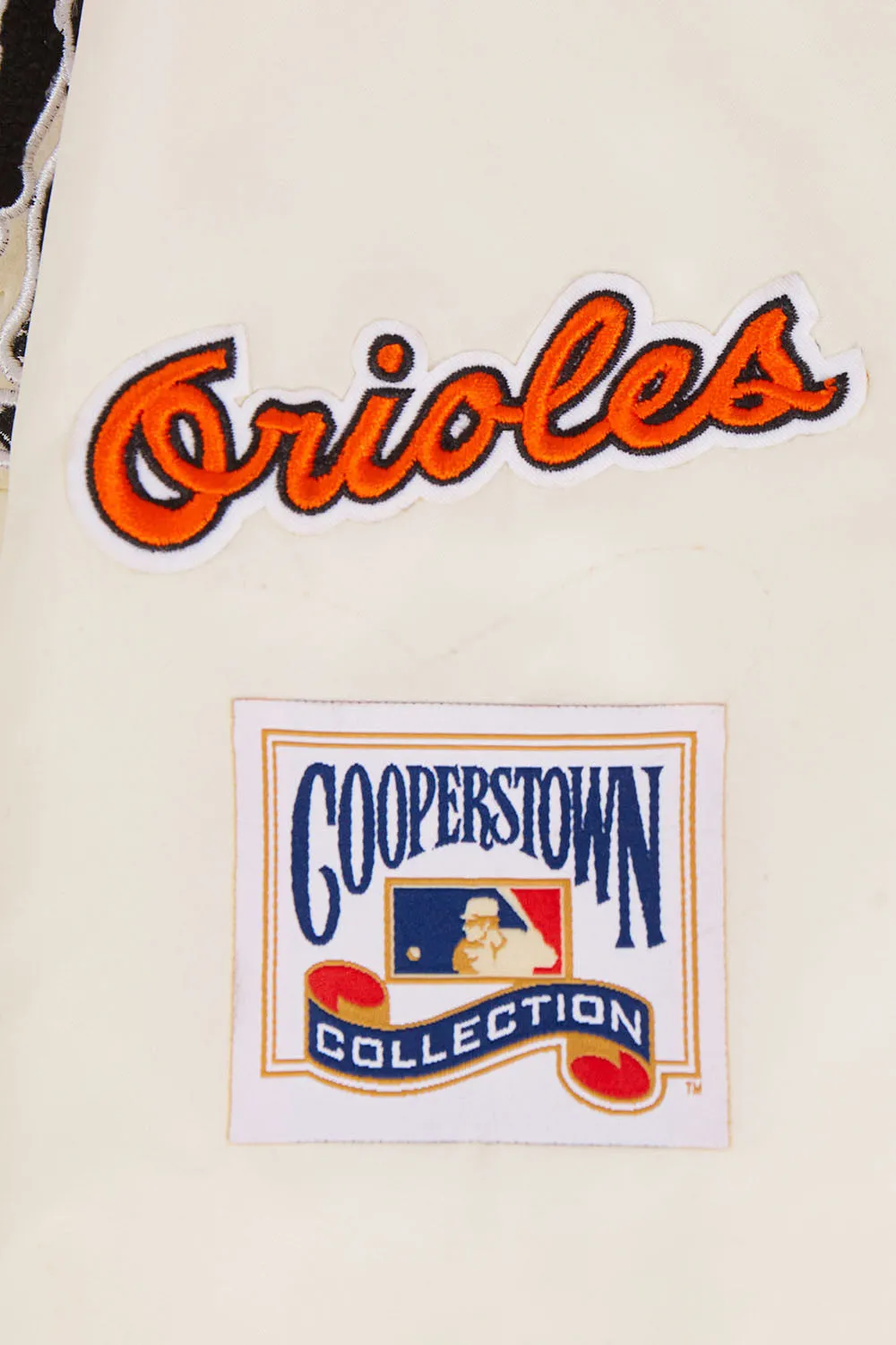 MLB BALTIMORE ORIOLES RETRO CLASSIC WOMEN'S RIB SATIN JACKET (EGGSHELL/ BLACK)