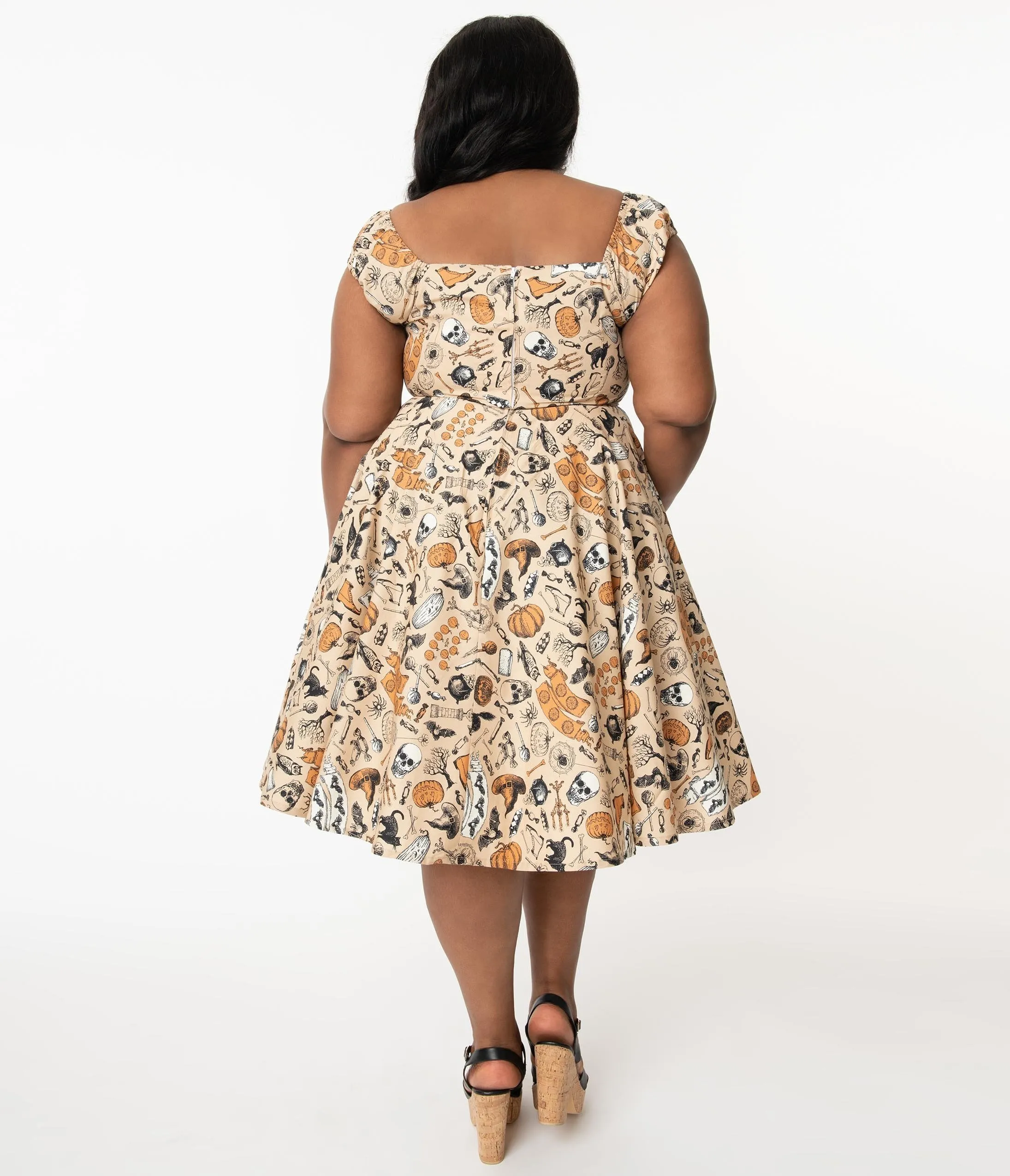 Plus Size Retro Cream Halloween Print Rose Swing Dress