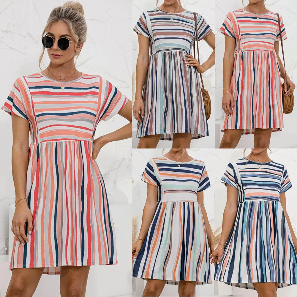 Women Round Neck Stripe Panel Mini Plus Size Dress